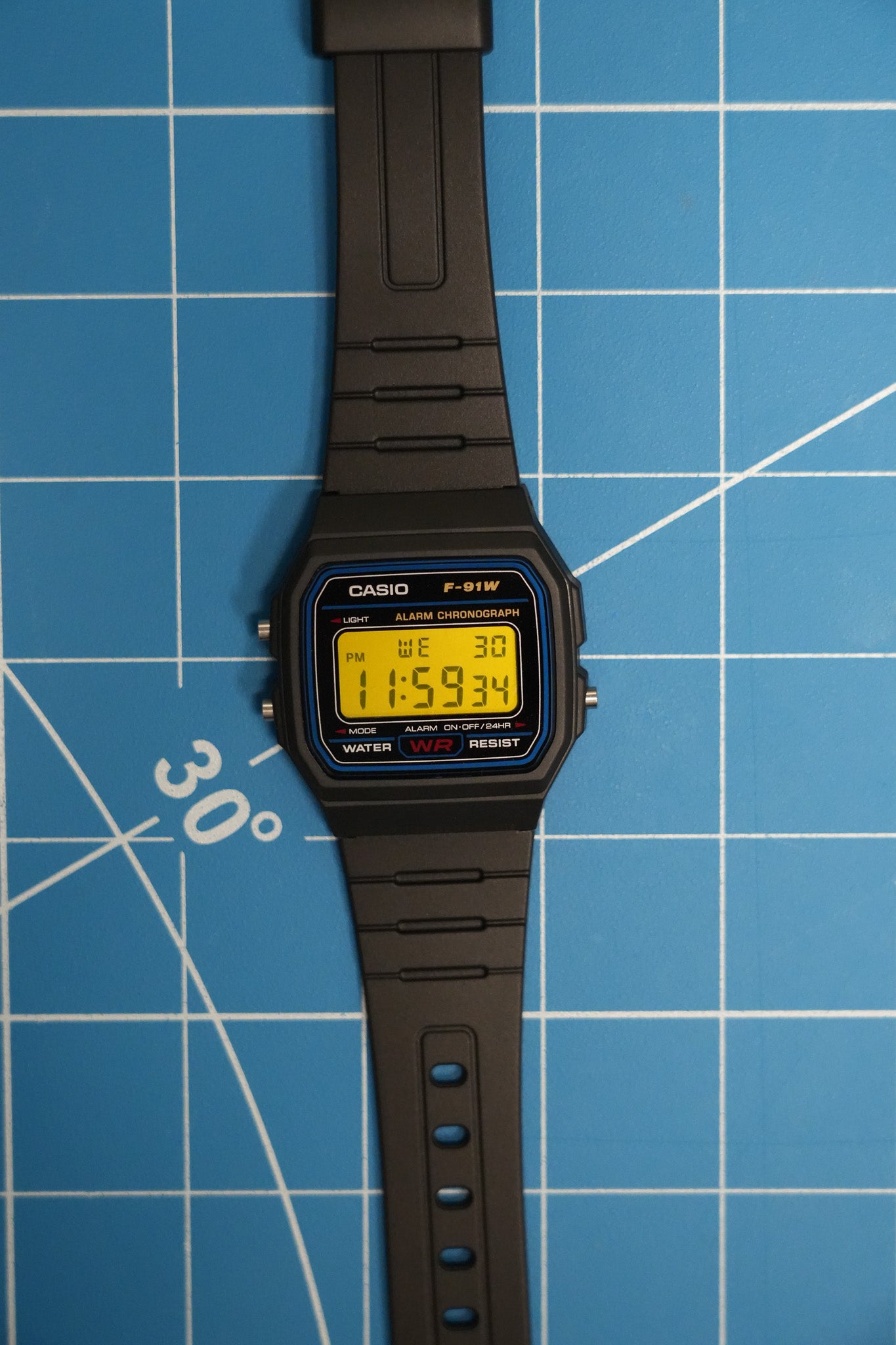"Sol" Casio F-91W