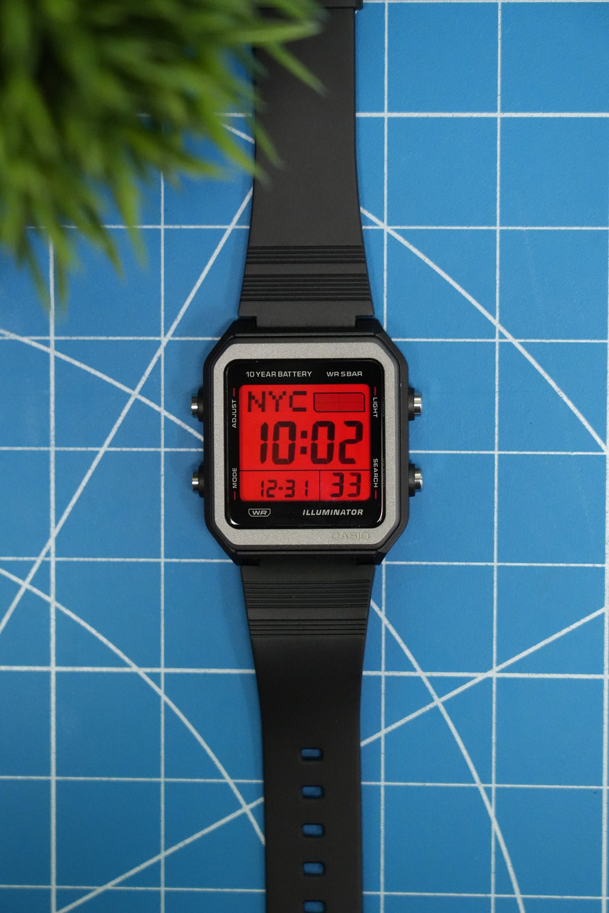 "Red Shift" Casio W221H